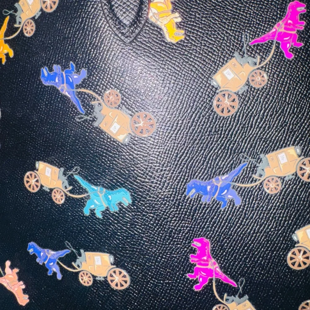 COACH REXY & CARRIAGE  BLACK/MULTI LEATHER repeat Glitter tote. Rare! - Picture 11 of 15